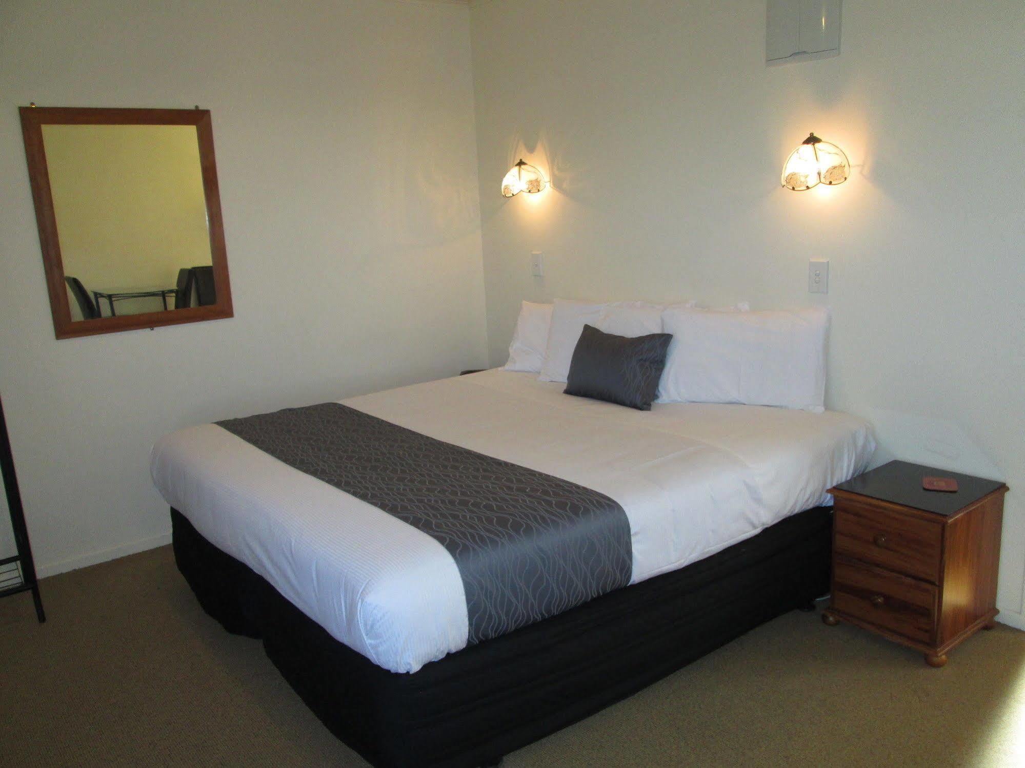Shortland Court Motel Thames Ngoại thất bức ảnh